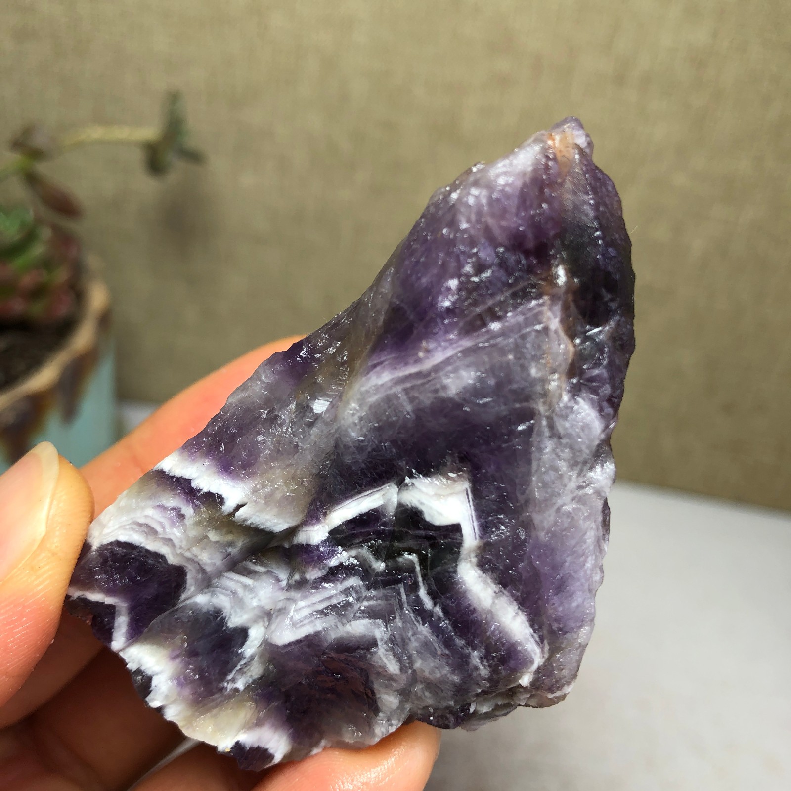 61mm Natural Dream Amethyst gemstone rough Crystal uncut specimens 99g A3821