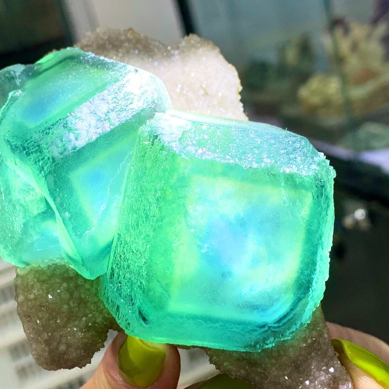 292G Natural Green Phantom Cube fluorite crystal mineral specimen/xianghualing
