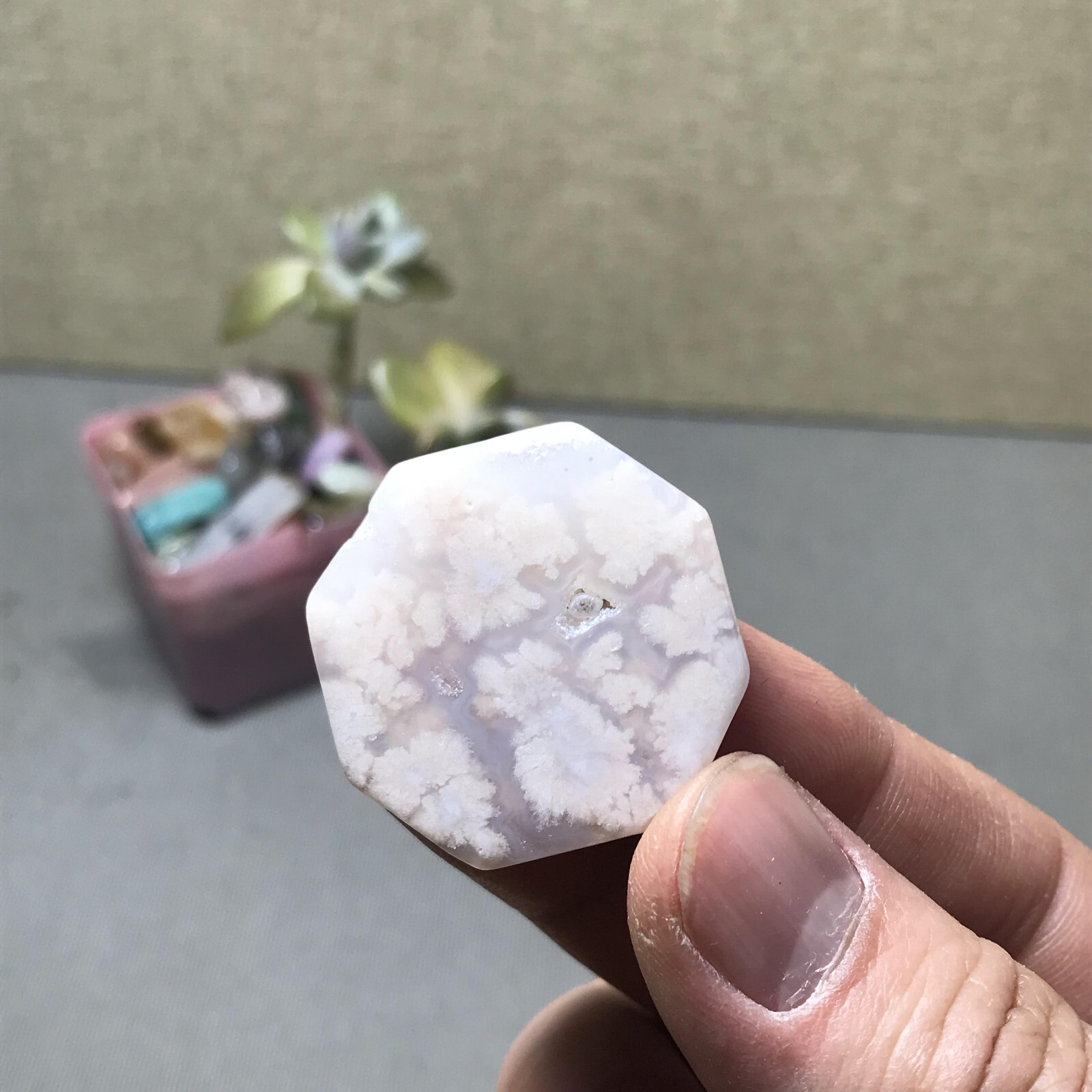 32mm Natural sakura slice gemstone polish/rough Crystal specimens 17g A6052