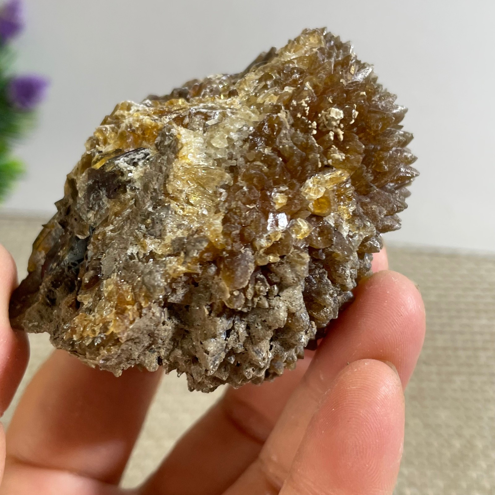New Find Rare Amber Calcite Phosphorescent Mineral Specimen 118g