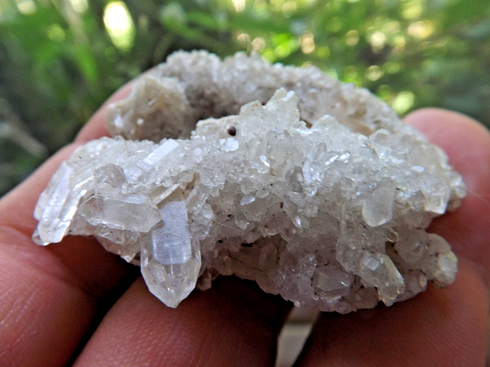 Ellenville needle quartz crystal matrix 22 grams 38x48x17mm Awesome piece!!
