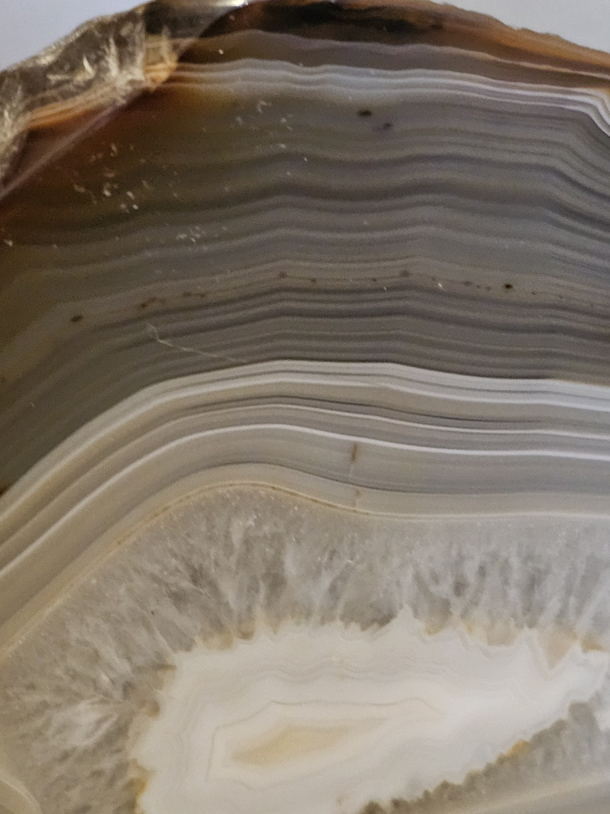 EXTRA LARGE BANDED AGATE POLISHED ON ONE SIDE 9.5″ WEIGHS 6LBS 8OZ