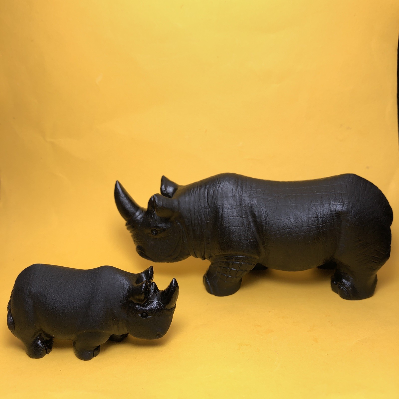 Top natural obsidian crystal quartz mineral label hand-carved rhinoceros family.