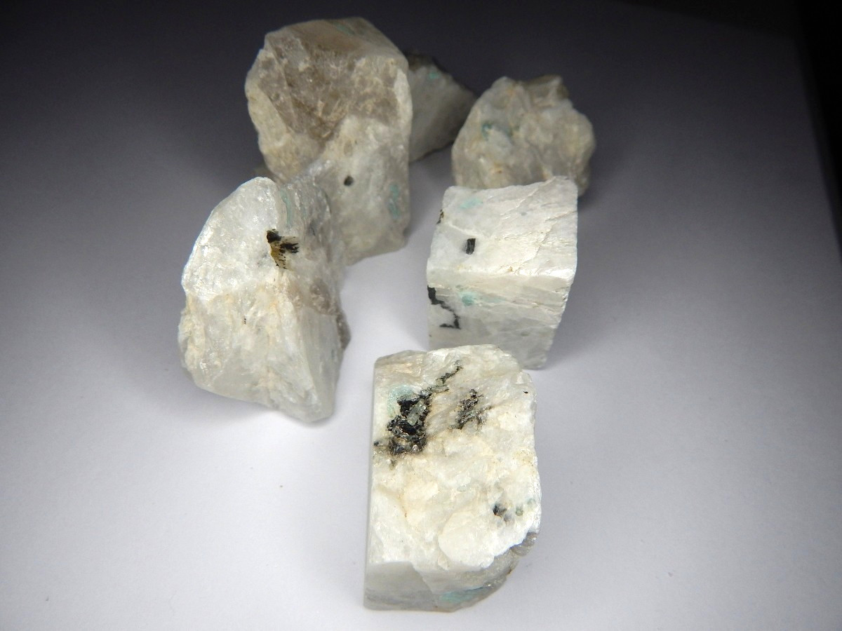 173g Lot Rainbow Moonstone with Adularescence Tourmaline Hematite Natural Mined