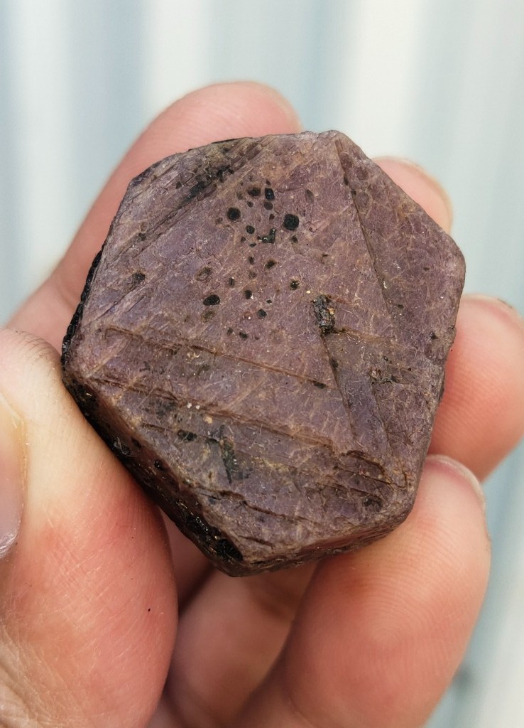 Natural Ruby triangle on Ruby Natural minerals Specimen