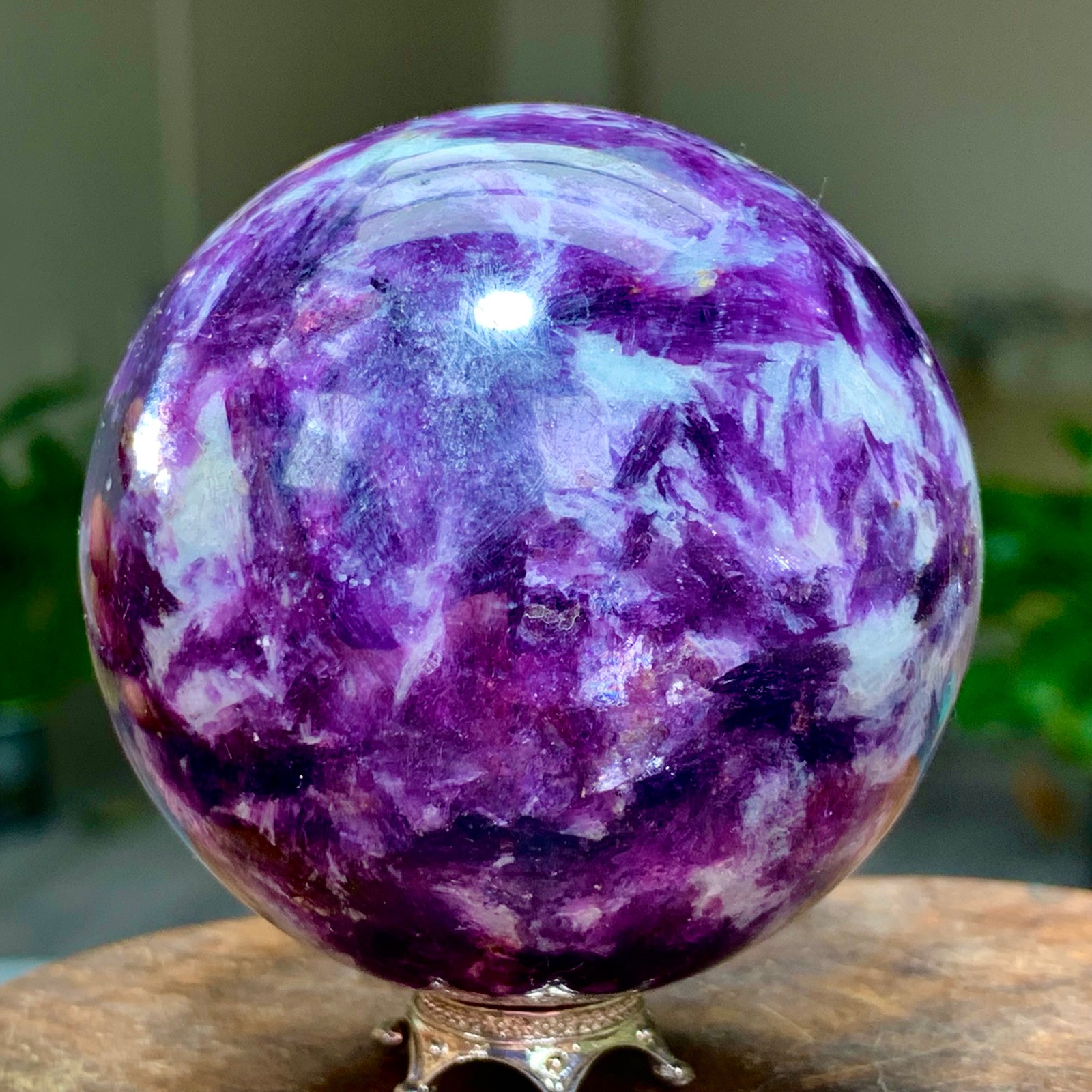 297G Natural Beautiful Purple Lithium Mica Crystal Spherical Mineral Sample