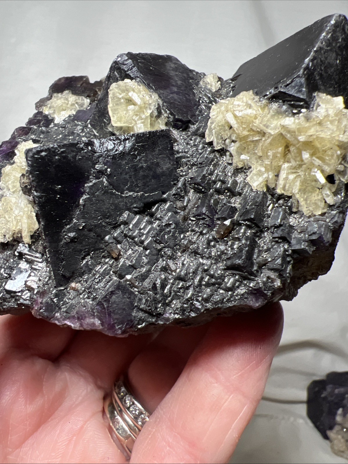 Purple / Black BEAUTIFUL Florite W/ Calcite Clusters. Perfect Cube Formations