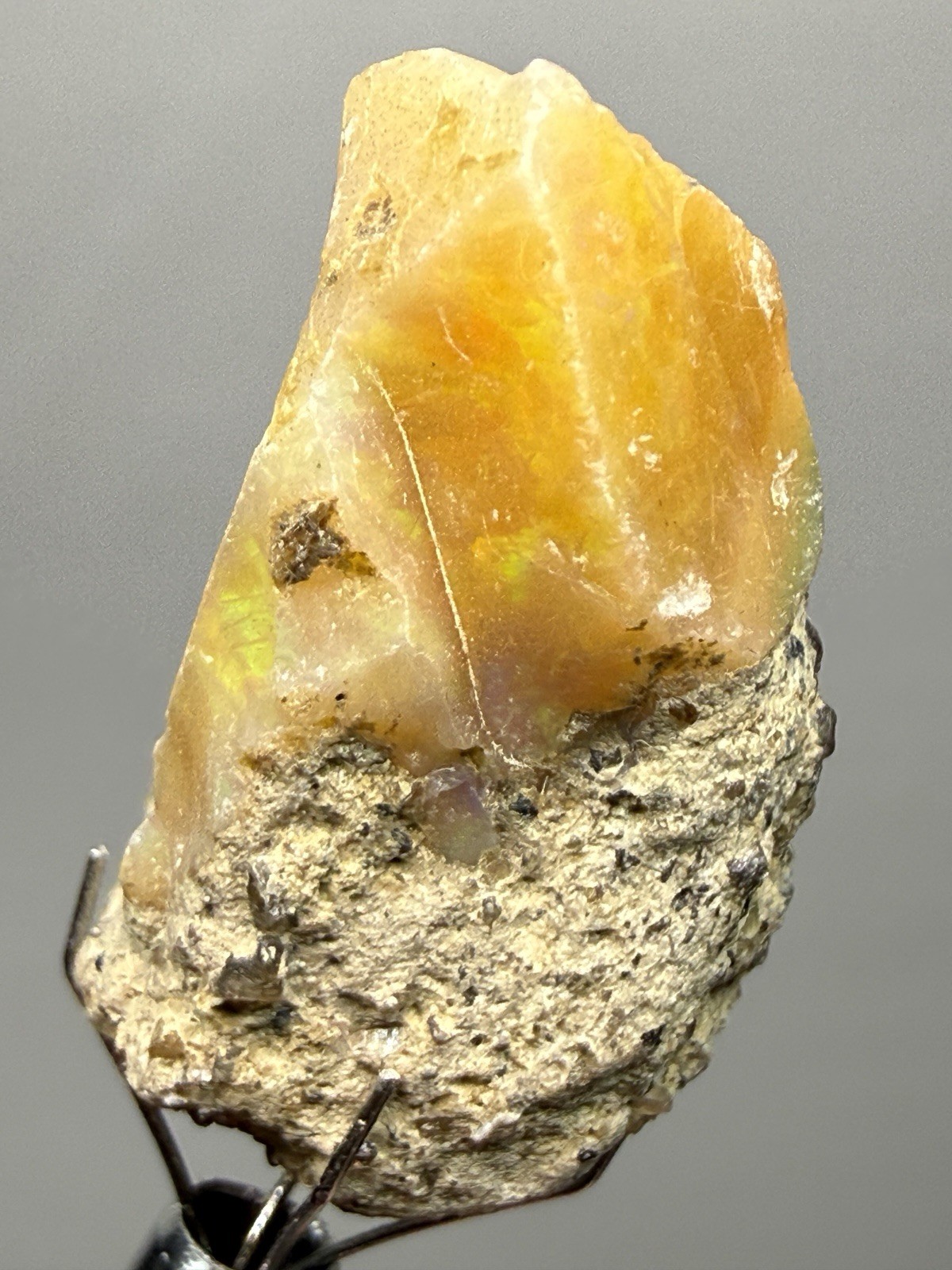 Precious Opal with Multi Color Play | Welo, Ethiopia