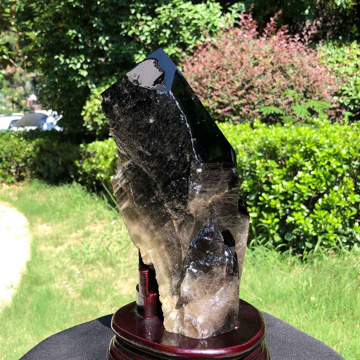 3100g Natural tea crystal specimen + pedestal MH1761