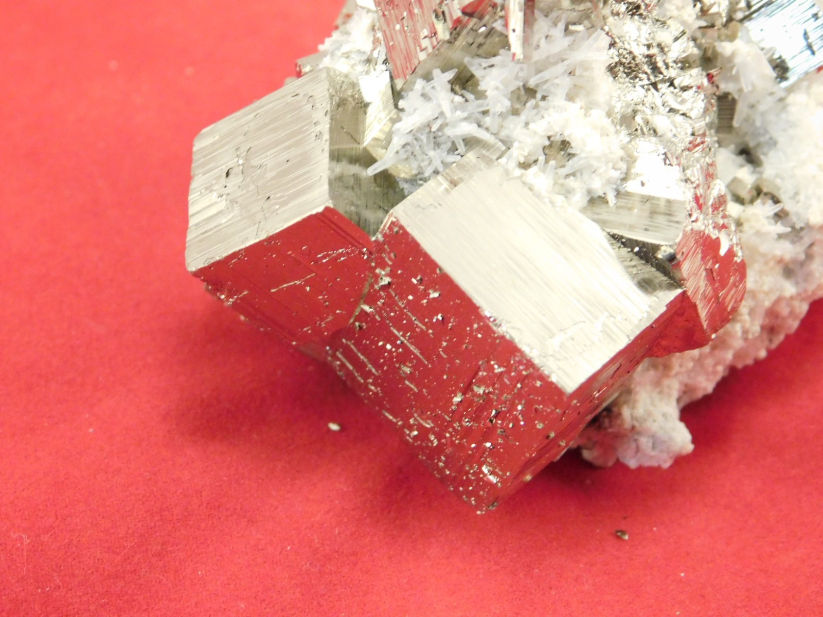 wOw! Larger! Super Nice! PYRITE Crystal CUBE Cluster Huanzala Mine Peru 247gr