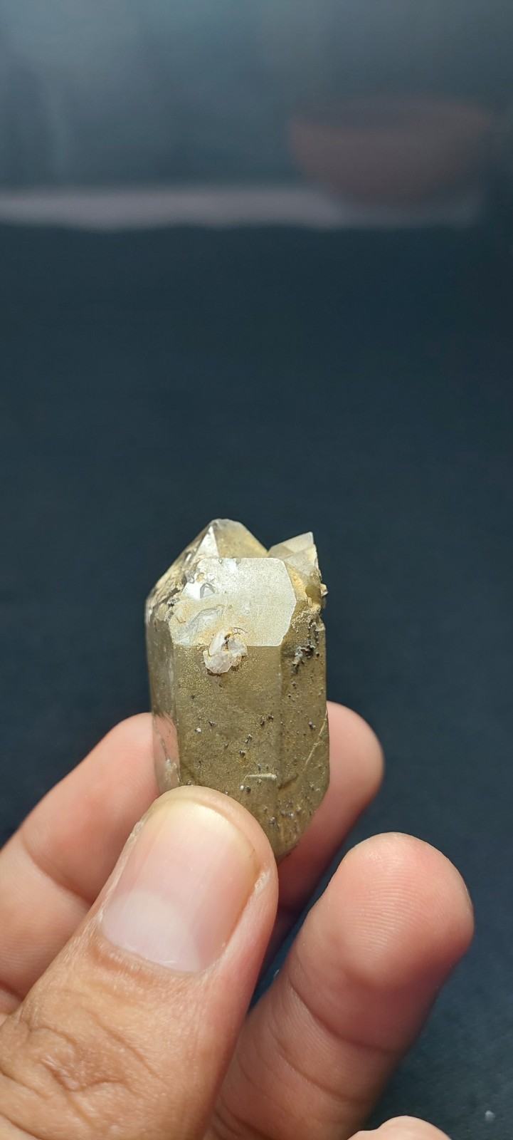 35 Grams Aesthetic Quartz Crystal Mineral Specimen Skardu PAKISTAN