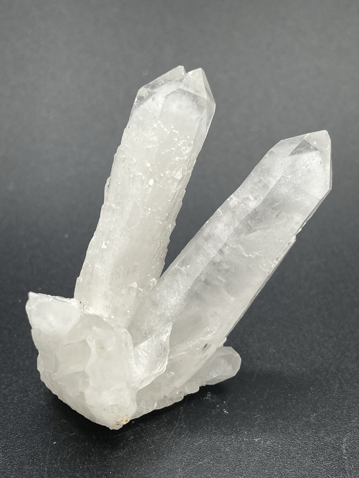 Clear Quartz Cluster 48g