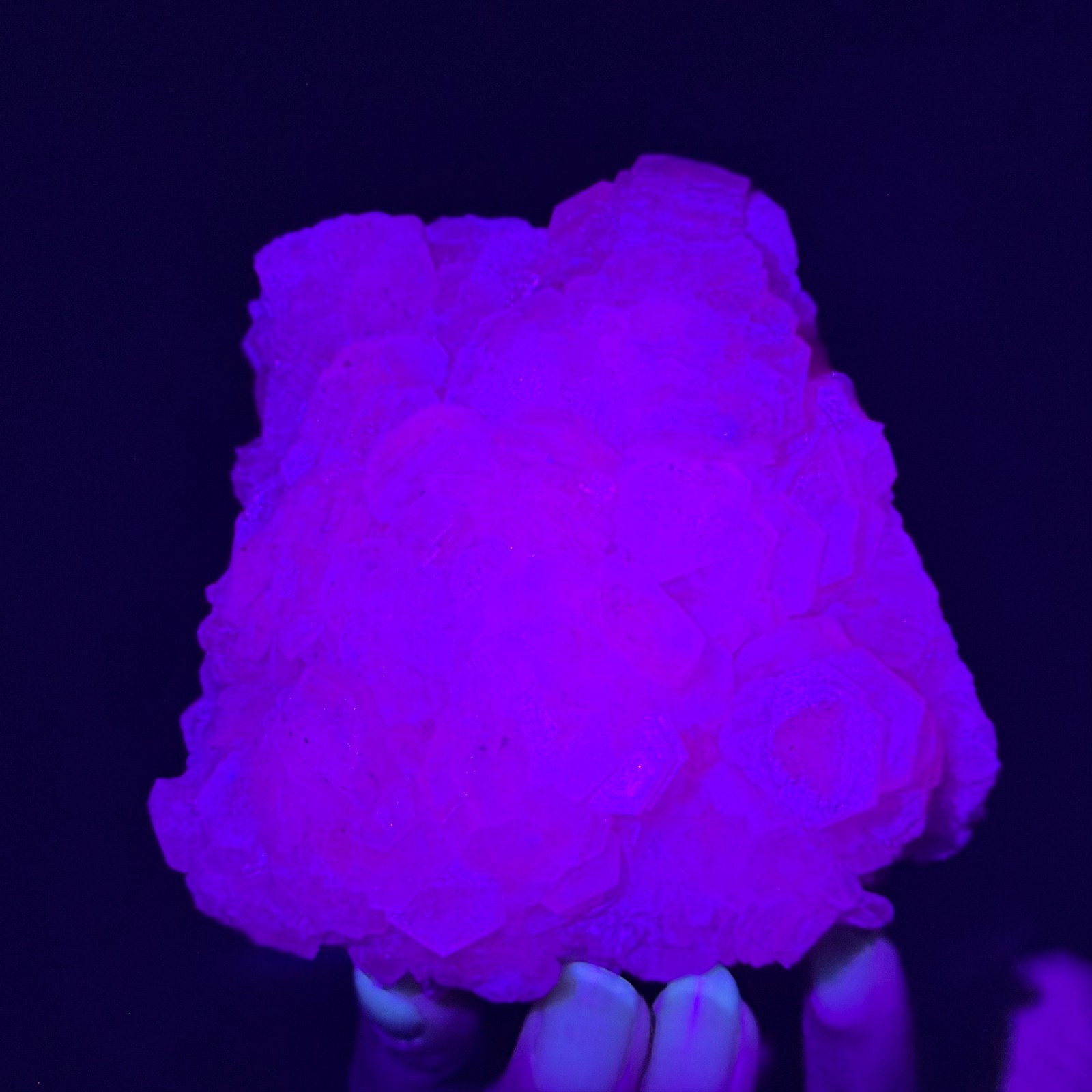 493G Natural String of Copper Coins Calcite/Fluorescent Glow Under UV Light