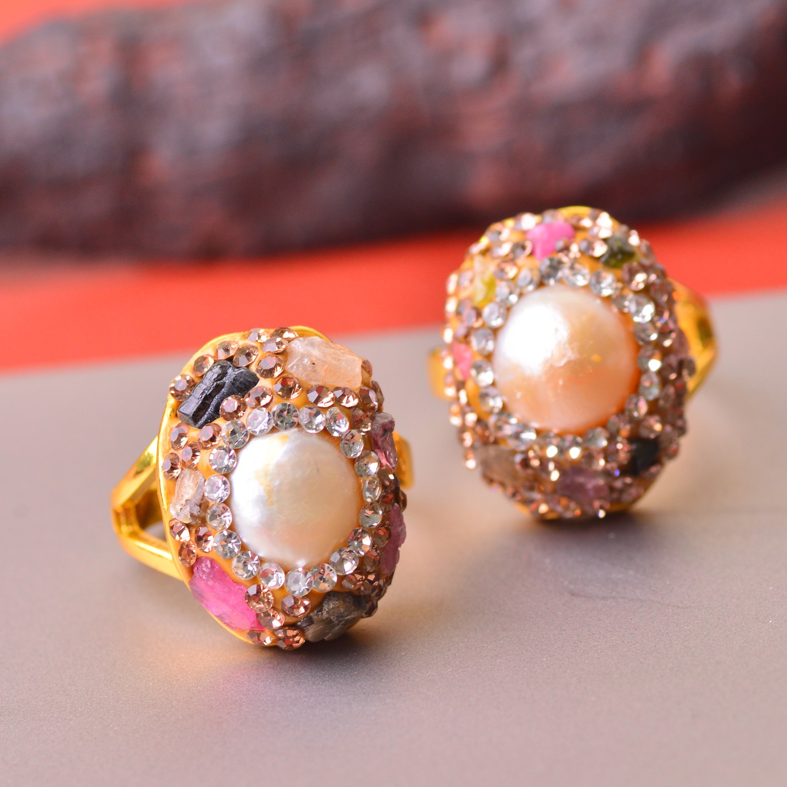 pearl and gem ring, alloy inlaid with handmade gemstone jewelry Love Stone