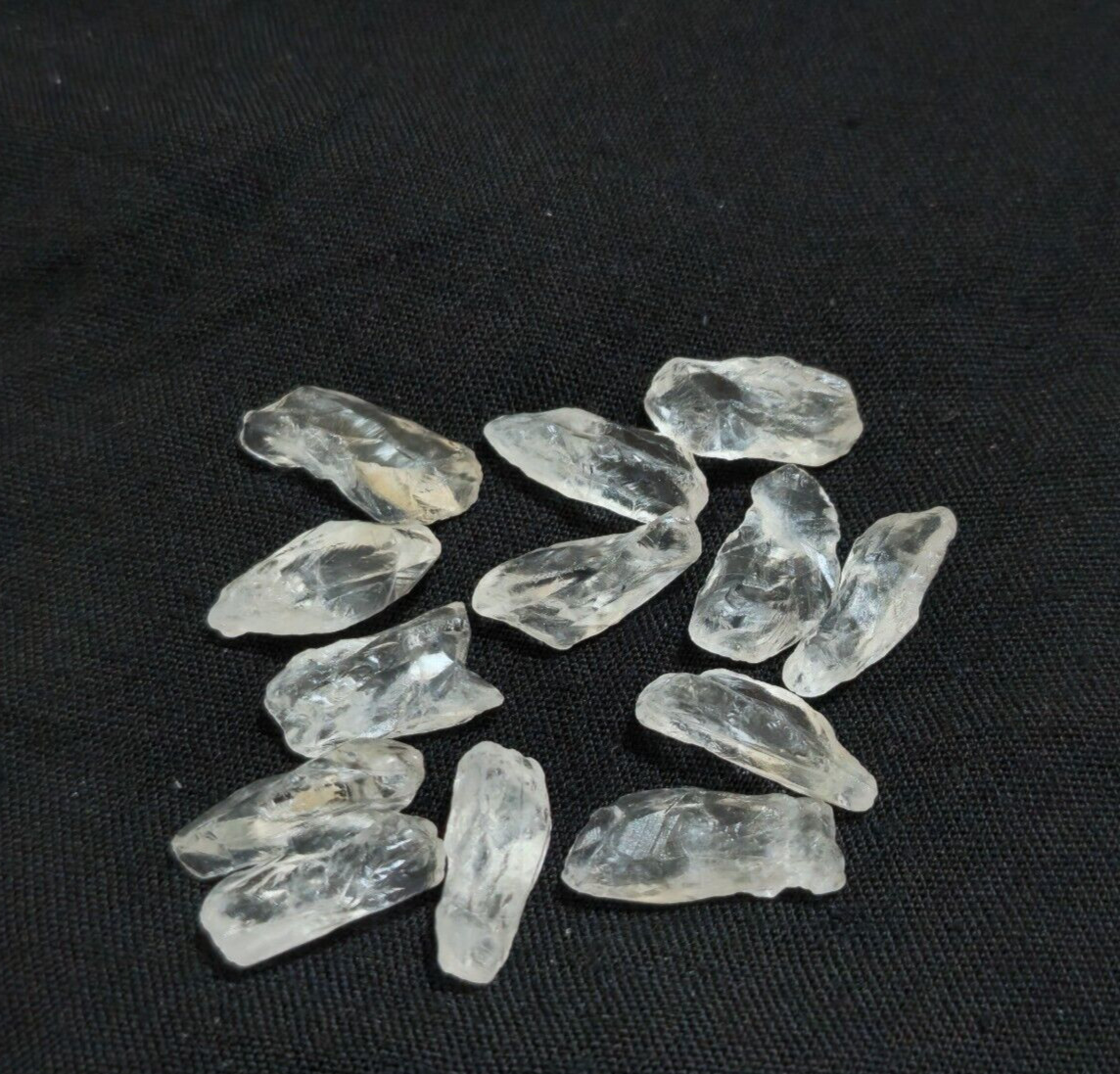 AAA+ Wonderful Crystal Quartz Raw 13 Pcs Lot Size 16-20 MM Rough Loose Gemstone