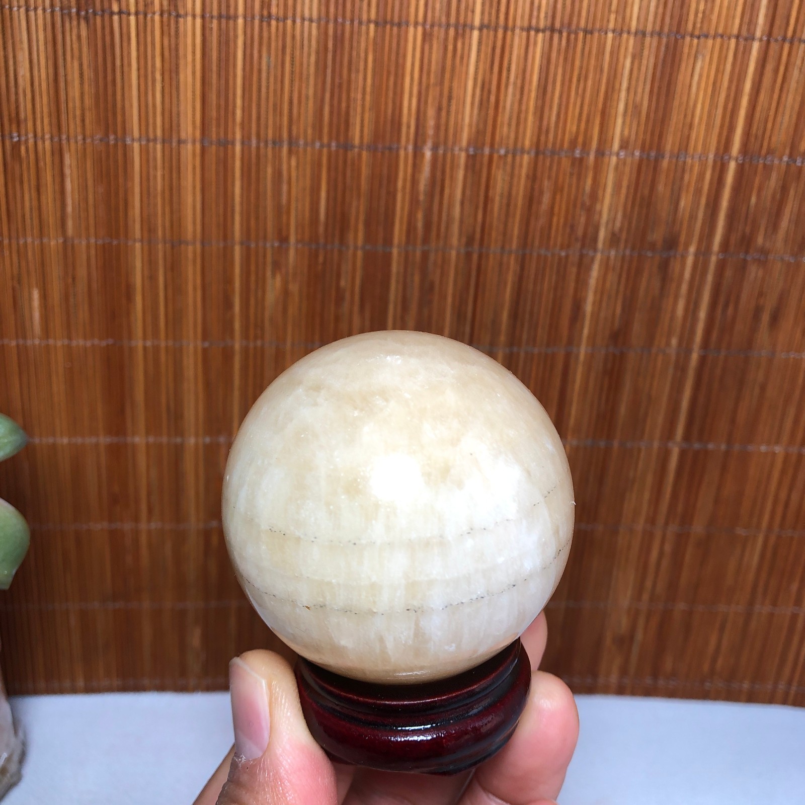 50mm Natural polished Yellow Gream Jade Semi-precious Ball sphere 195g A2020
