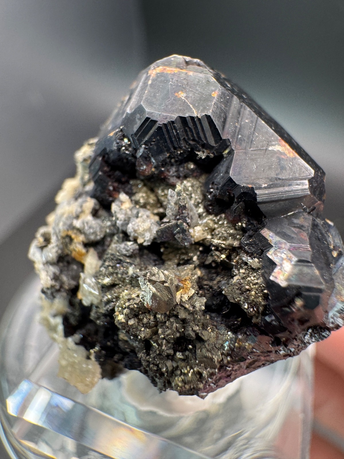 6821 Sphalerite Crystals with Bright UV Fluorescence Santa Eulalia, MX 34g