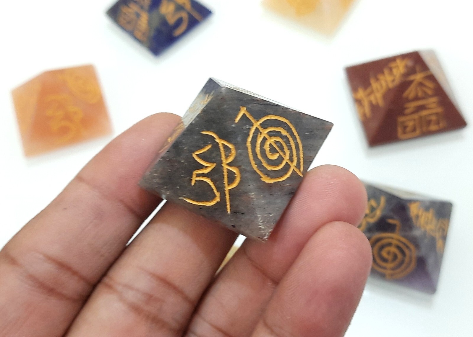 Reiki Sign Engraved Chakra Stone Pyramid Set 7 Chakra Reiki Pyramid Set