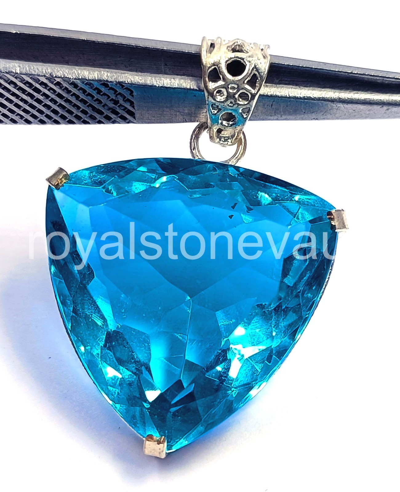 73.0 Ct Natural Tourmaline Trillion Shape Pendant 925 Silver Free Chain IGL 6FHQ