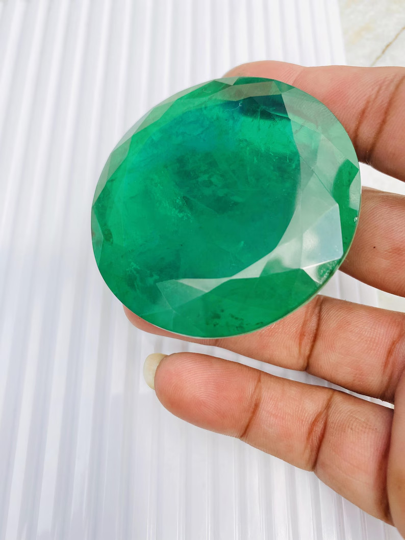 Certified Natural 200 Ct+ Colombian Green Emerald Round Cut Loose Gemstone