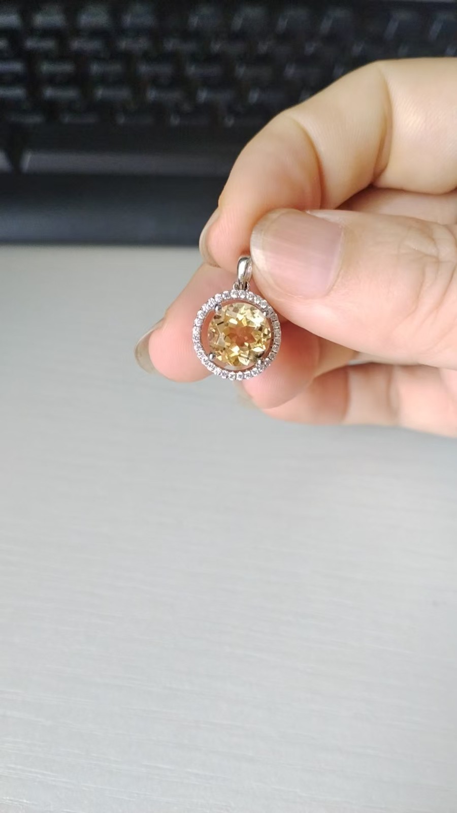 Natural and Exquisite yellow Citrine Pendant Mother’s Day Gift