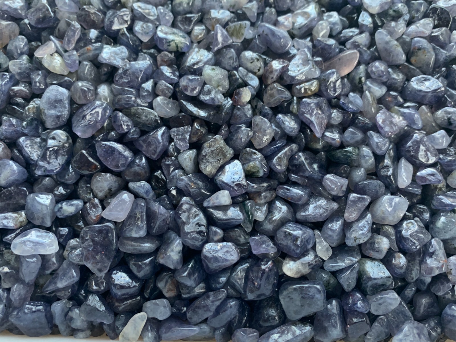 Grade A++ Iolite Semi Tumbled Gemstone Mini Chips 5 – 18 mm, Wholesale Bulk Lot