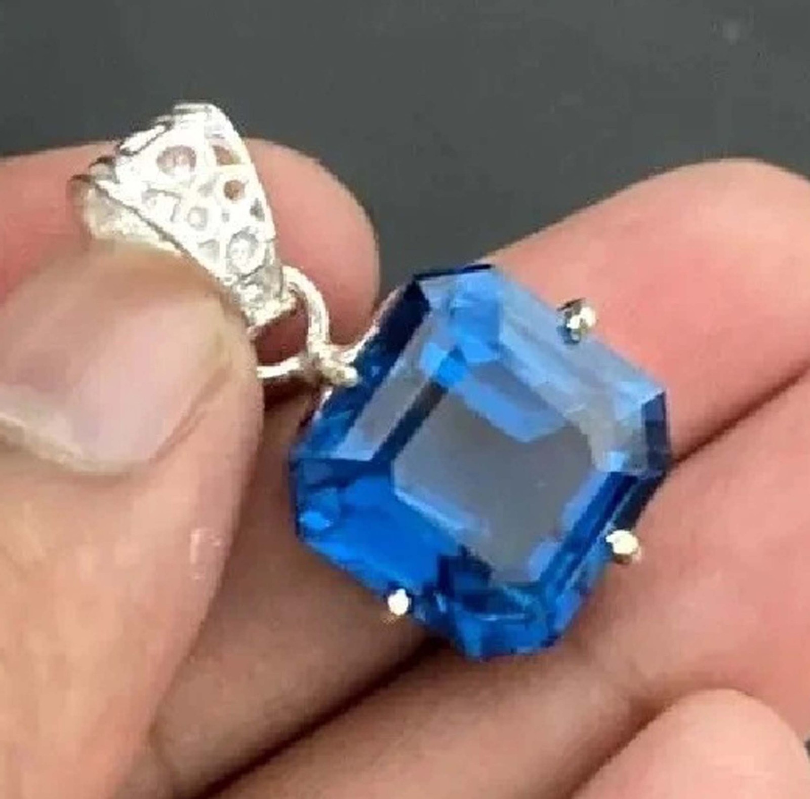 Certified 40.15 Ct Natural Blue Sapphire Pendant Solid 925 Sterling Silver” 5DOX