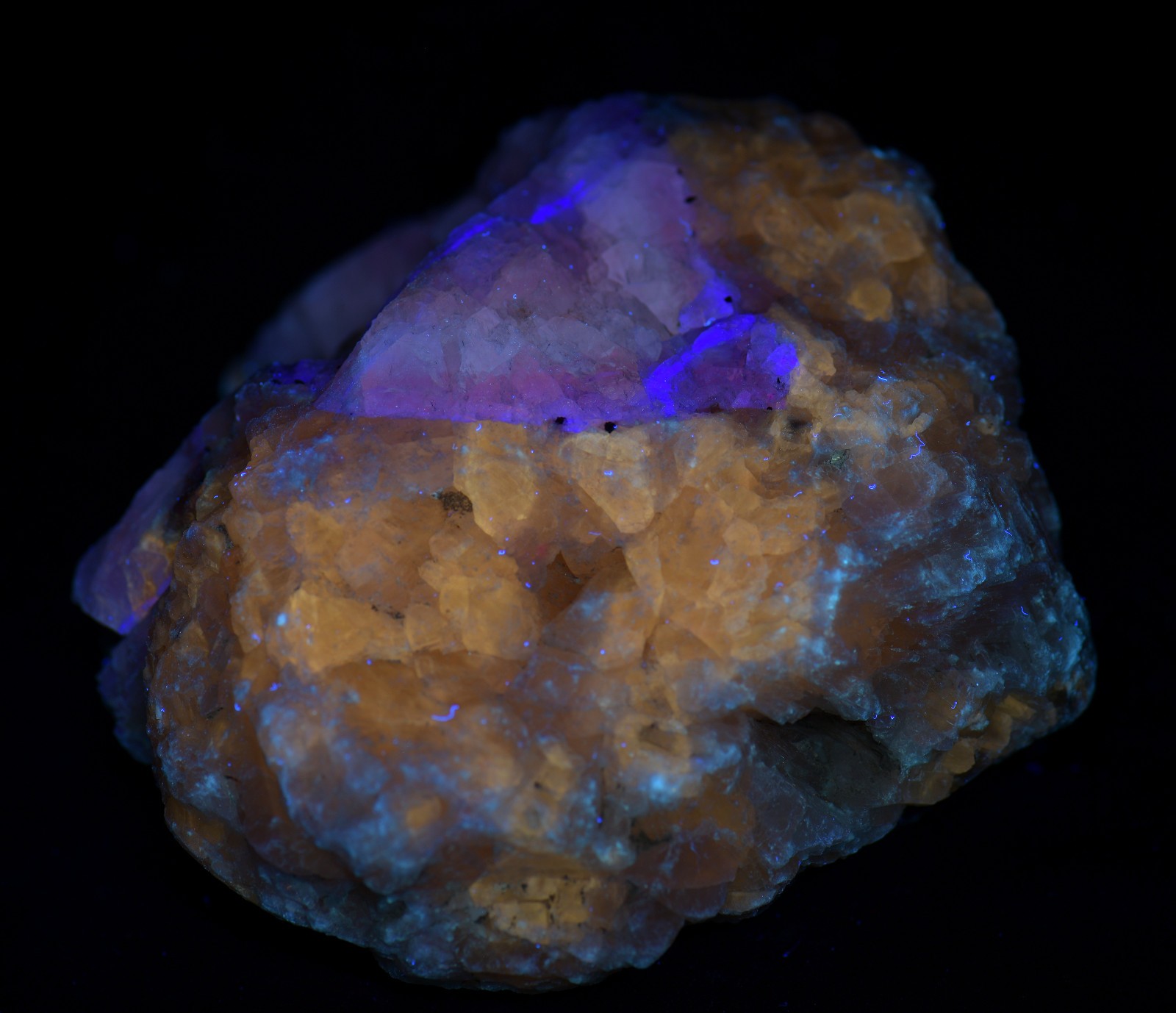 Fluorite, Calcite, etc, multi-UV. Annabele Lee Mine, Illinois. 989 grams.
