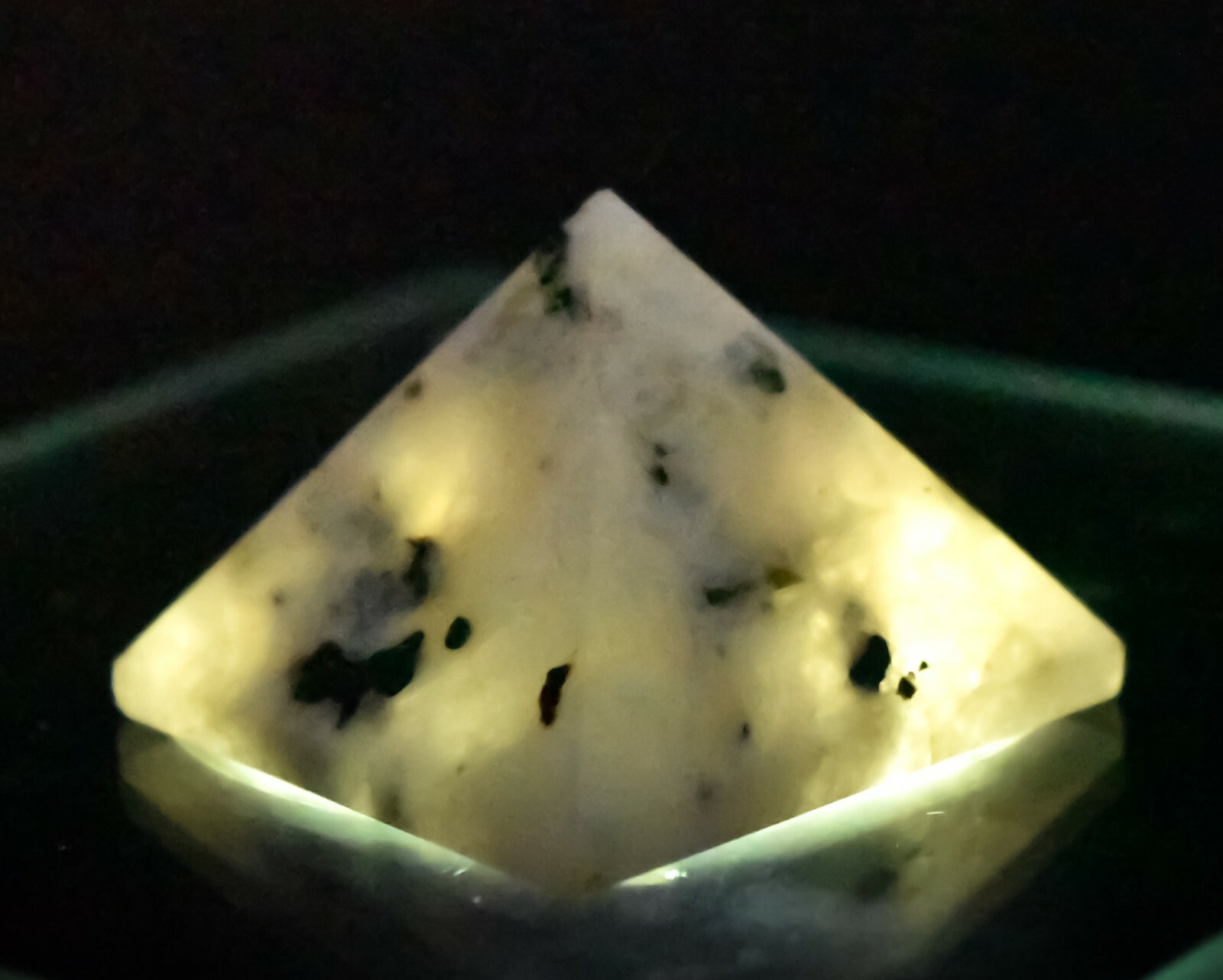 34mm Rainbow Moonstone Pyramid Sparkling Feldspar Gemstone Crystal – India (1PC)