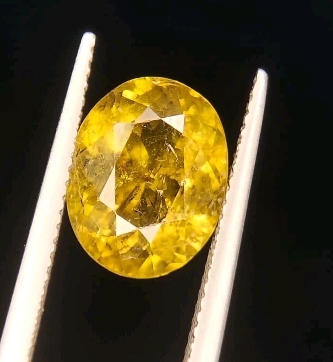 5 Crt Sphene from Pakistan