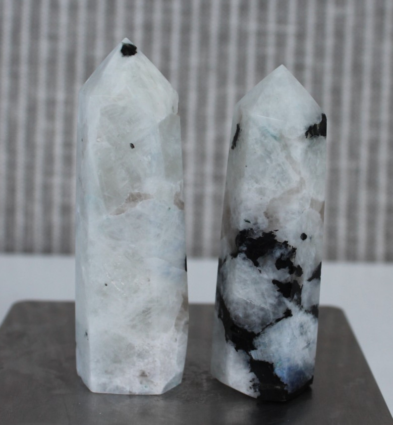 RAINBOW MOONSTONE POINT BUNDLE (2) POINTS INCLUDED 154 GRAMS