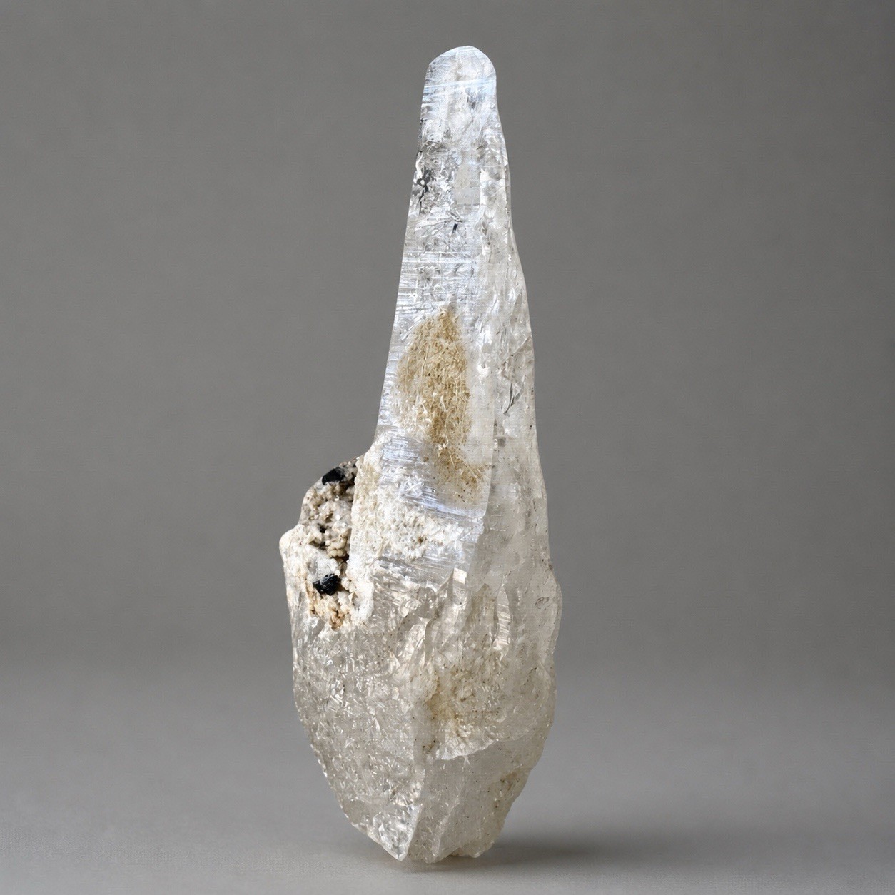 “White Summit” Hashupi Himalayan Quartz Elongated Spear-point Slender Crystal