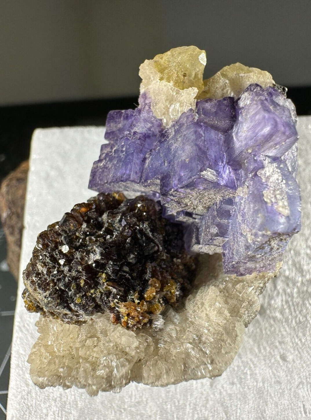 ➤2″ – LAVENDER FLUORITE with SPHALERITE/CALCITE Cave In Rock Illinois VIDEO➤242