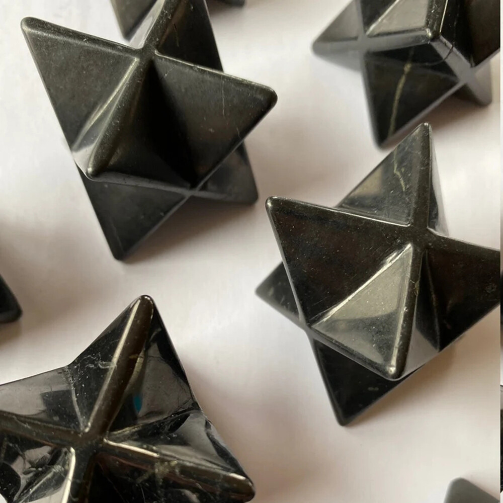 SHUNGITE Crystal Merkaba – Star, EMF Protection, Gothic Home Decor Healing