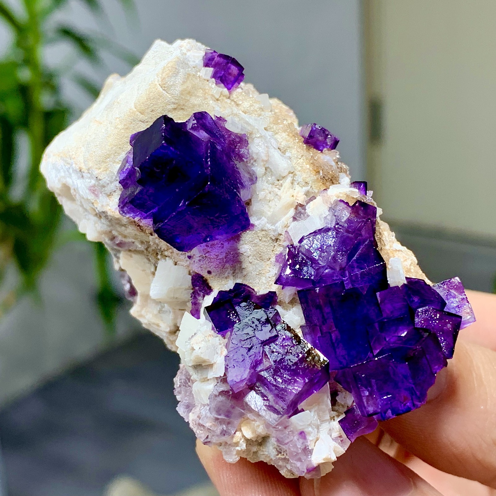 100G Natural Yaogangxian Step-type Purple Fluorite High Quality Collectibles