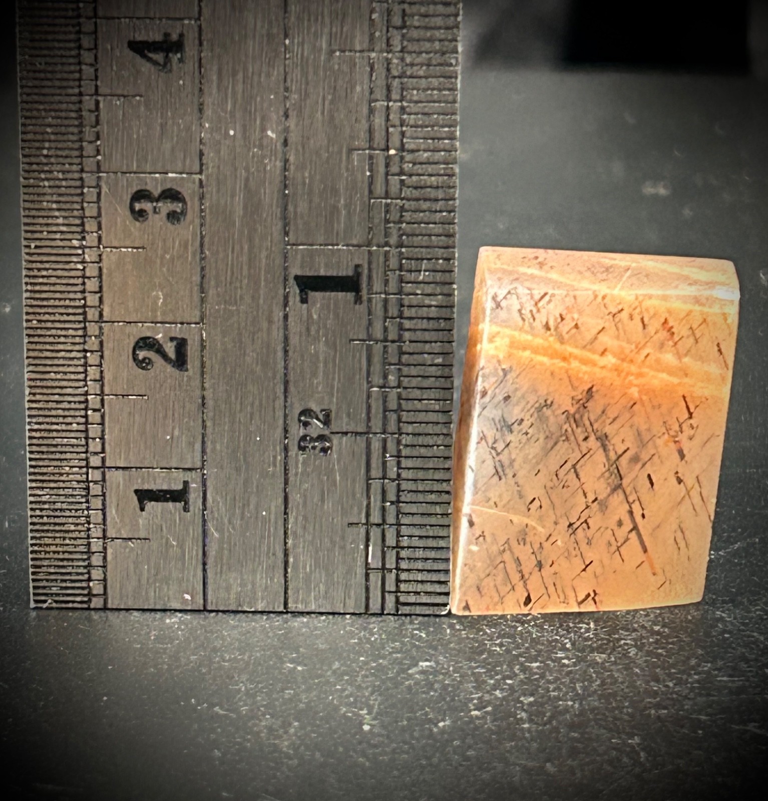 0.97″ Rare Rainbow Lattice Sunstone 7 grams (35 ct)