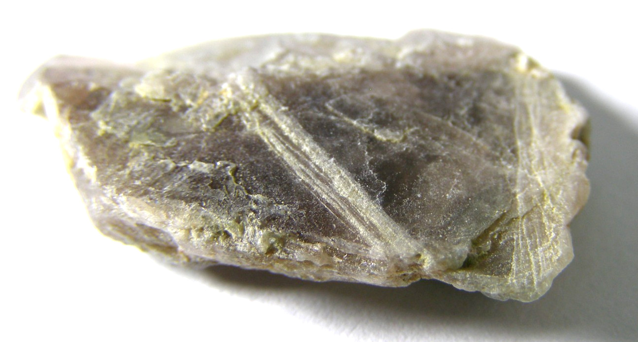 SMALL AXINITE CRYSTAL – 2.8 x 1.7 cms 5.52 gms #2