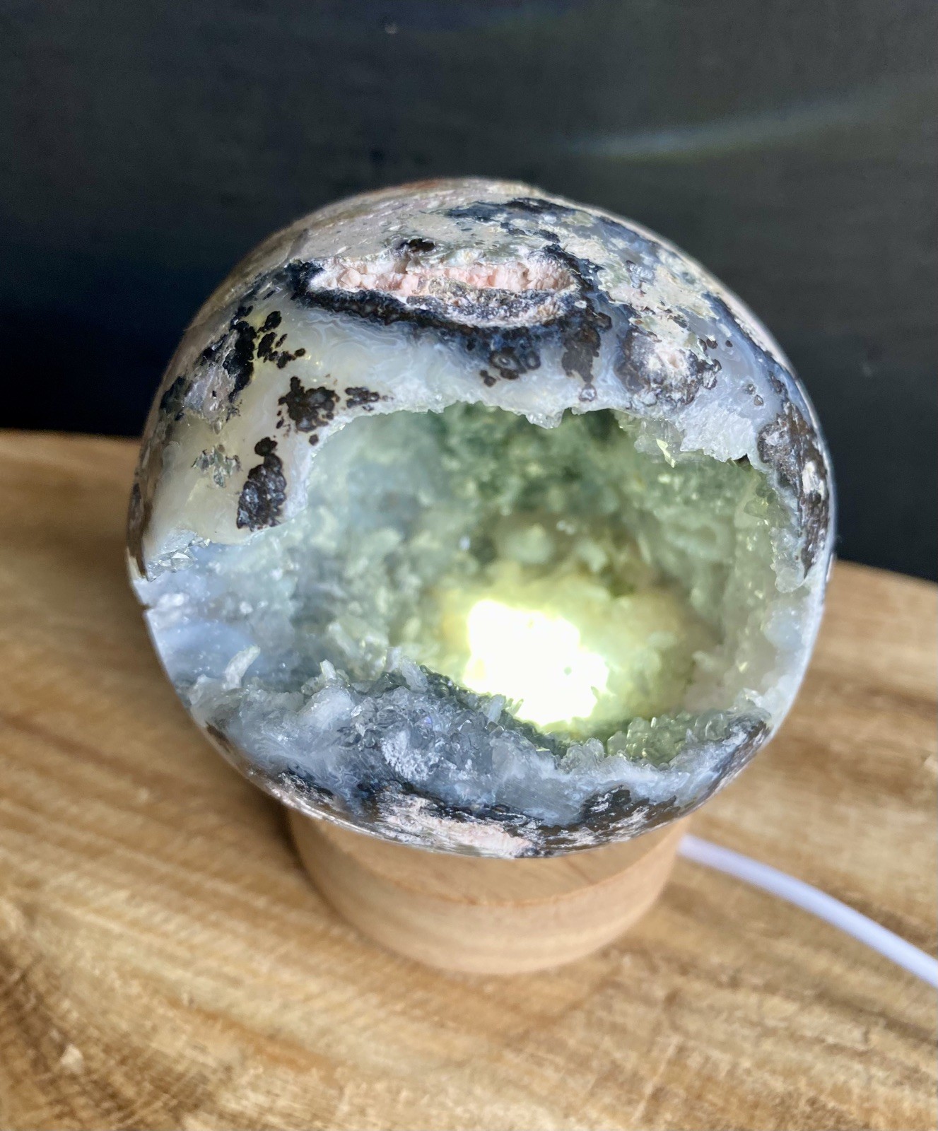 Crystal Argentina Agate Geode Sphere Druzy Raw UV High Quality Rare 264g 7.7cm