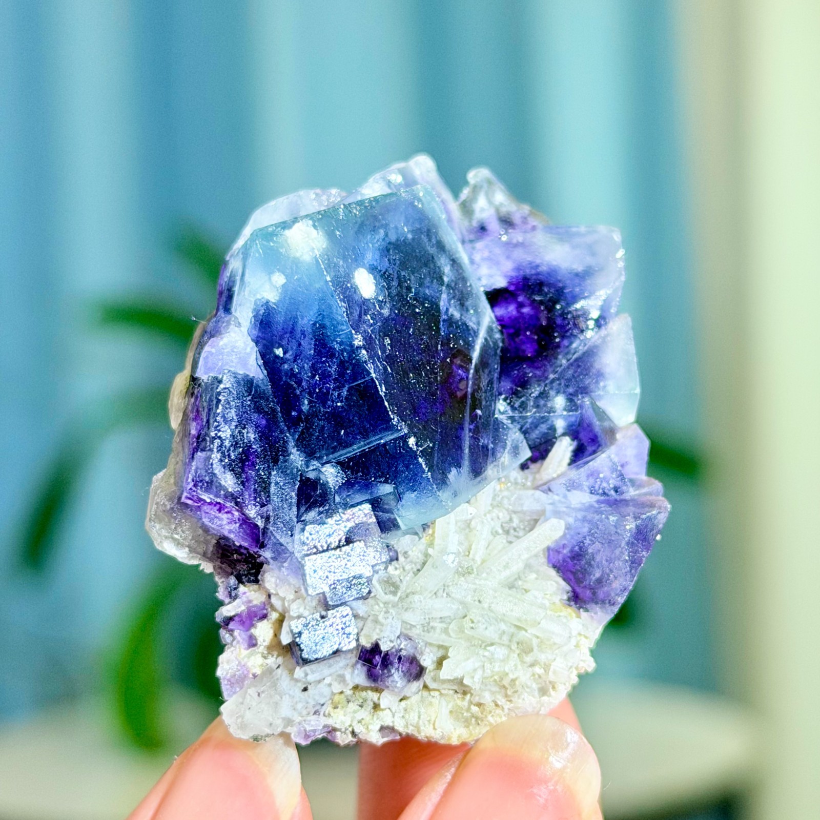 56G Rare Transparent Purple Cubic Fluorite with Clear Crystal Mineral Sample
