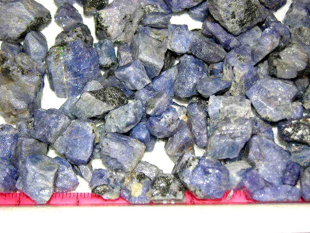 Tanzanite crystal all natural mixed grade 10-45mm 1/4 pound lots 4-15 piece