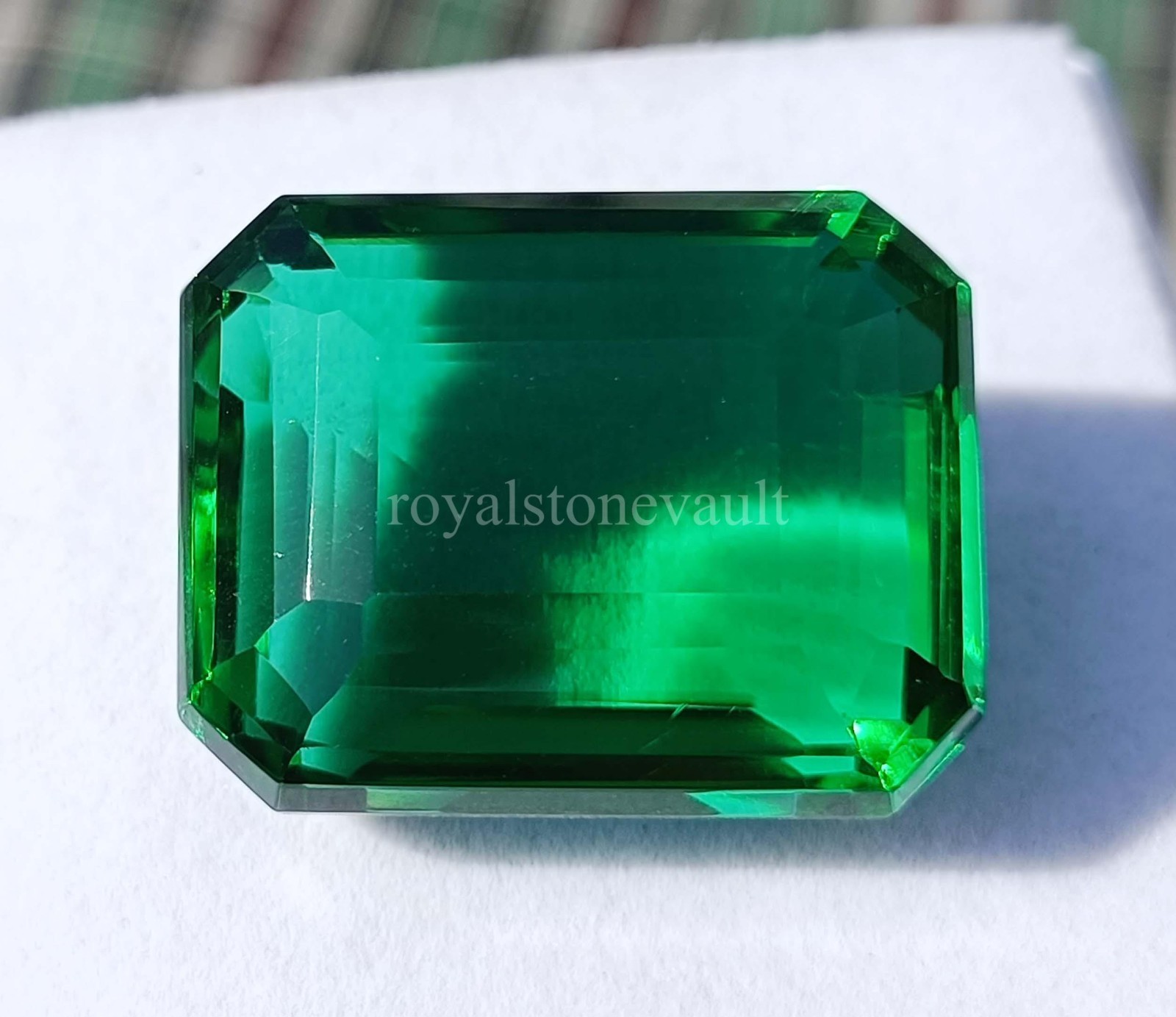 Natural Green Emerald IGL Certified 114.35 Ct Emerald Cut Loose Gemstone 5ISR