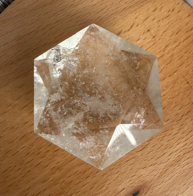 High Quality Brazilian Clear Quartz Hexagon Faceted Star E90
