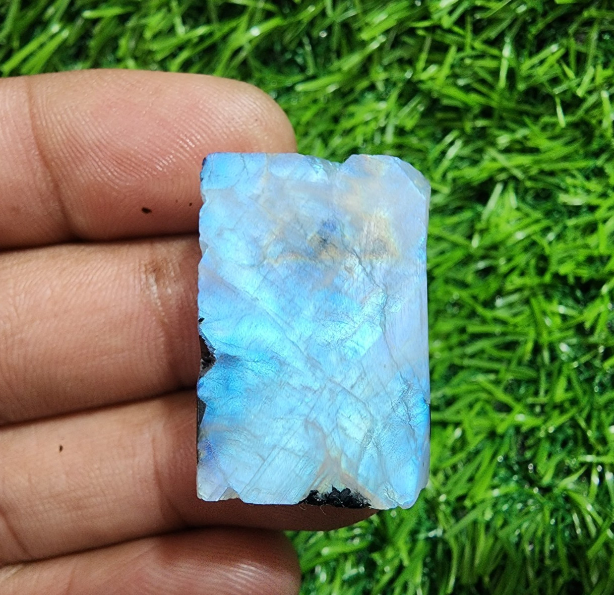 Fantastic Huge White Rainbow Moonstone Rough 74 Crt For Jewelry Loose Gemstone