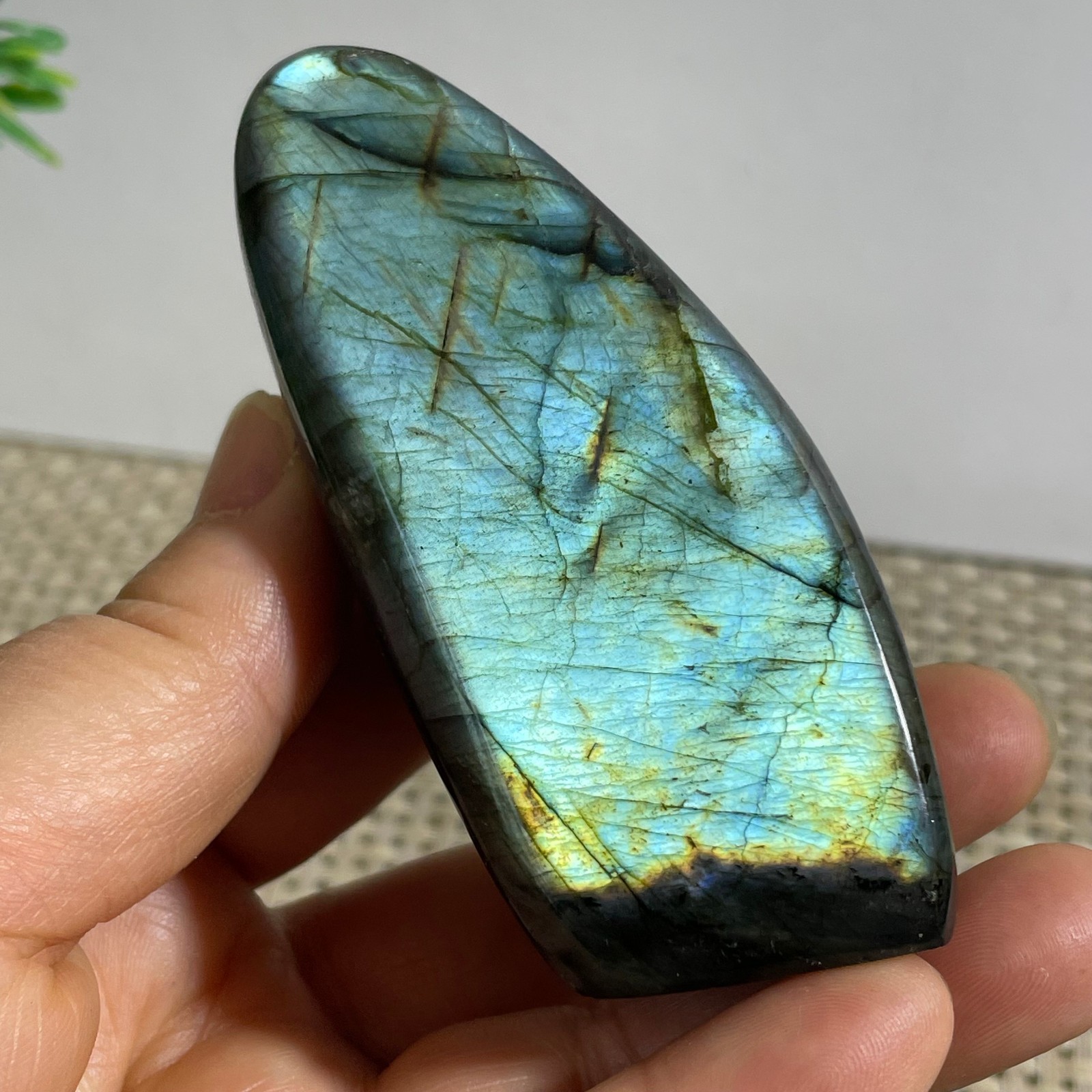 Natural Labradorite Crystal gemstone rough original Specimen 125g