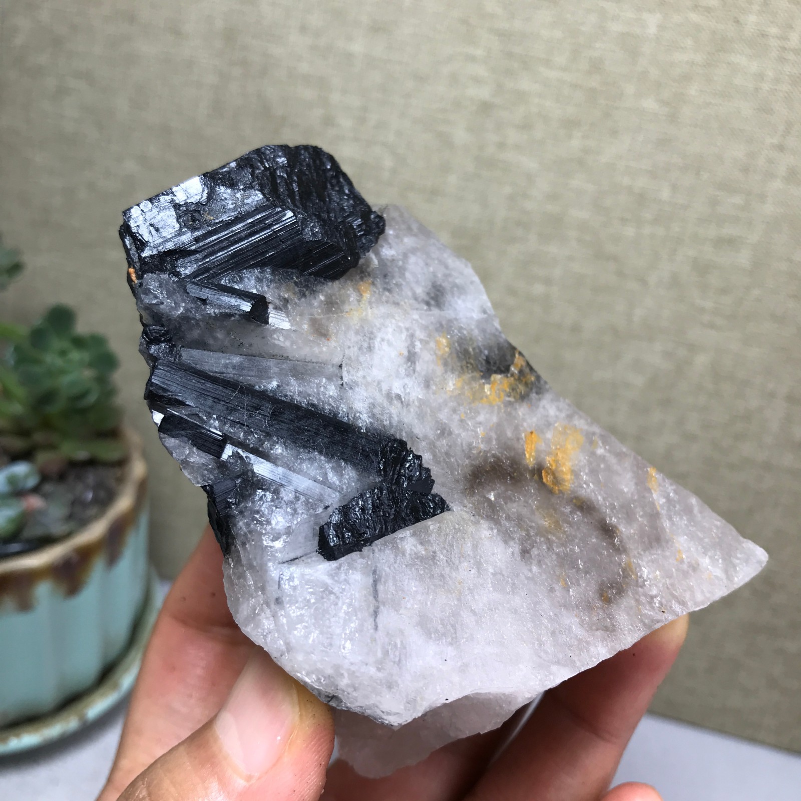 290g Natural tourmaline Crystal paragenesis gemstone original Specimen A4987