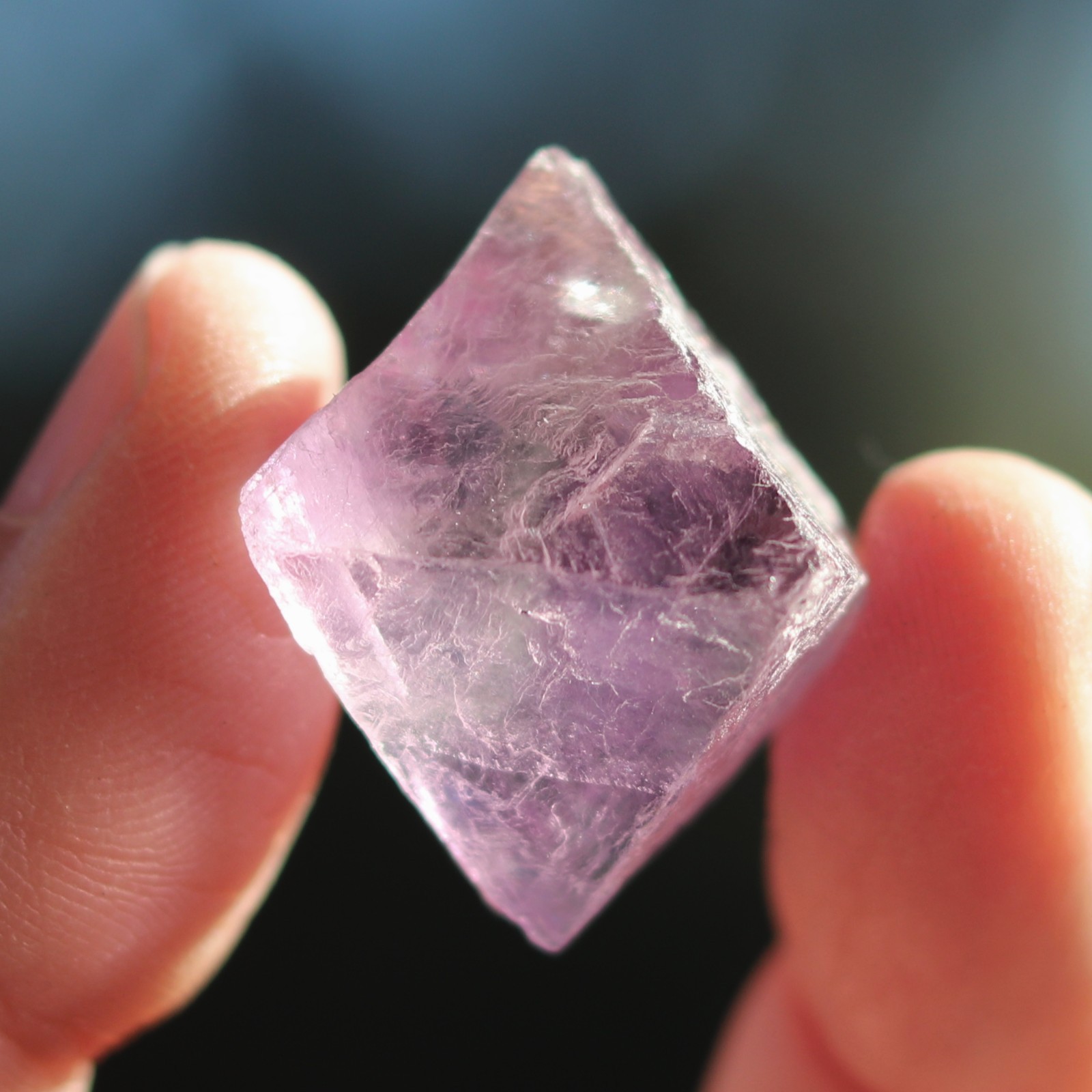 Fluorescent Mineral Specimen: Fluorite Octahedron (FLU61)