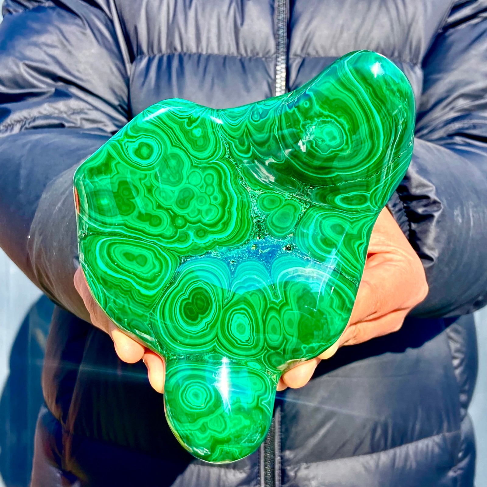2.7LB Natural glossy Malachite transparent cluster rough mineral sample