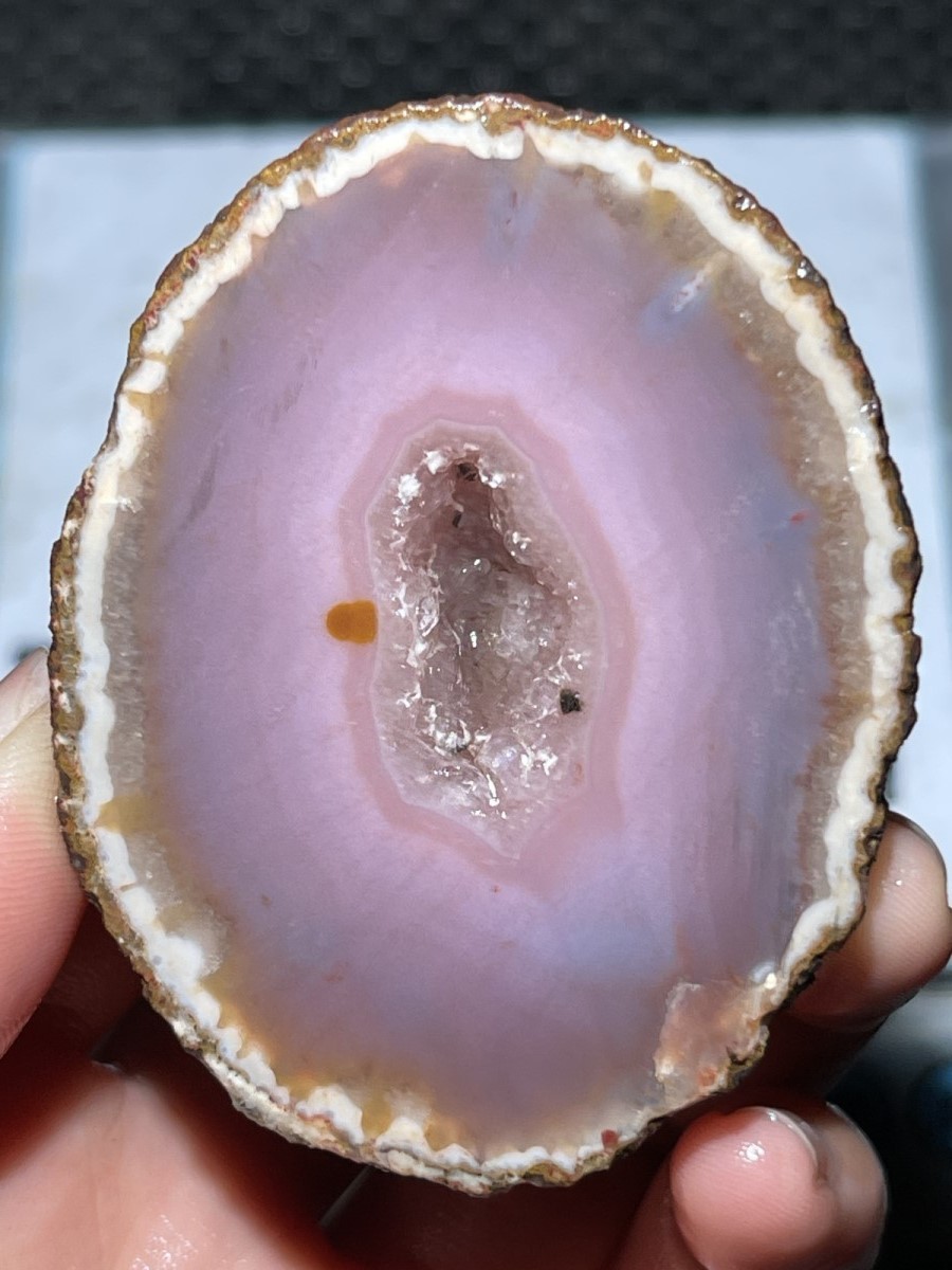 1Pair pink China Agate Hebei xuanhua natural Slices Crystal collectible 185g 73
