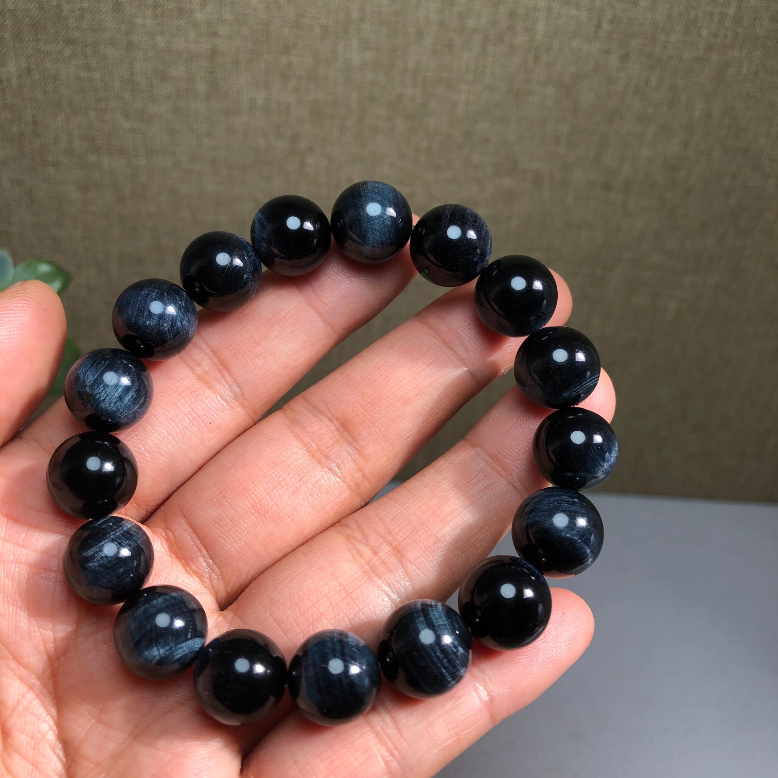 12mm Natural blue tiger eye Crystal Quartz chain beads bracelet 43g A1392
