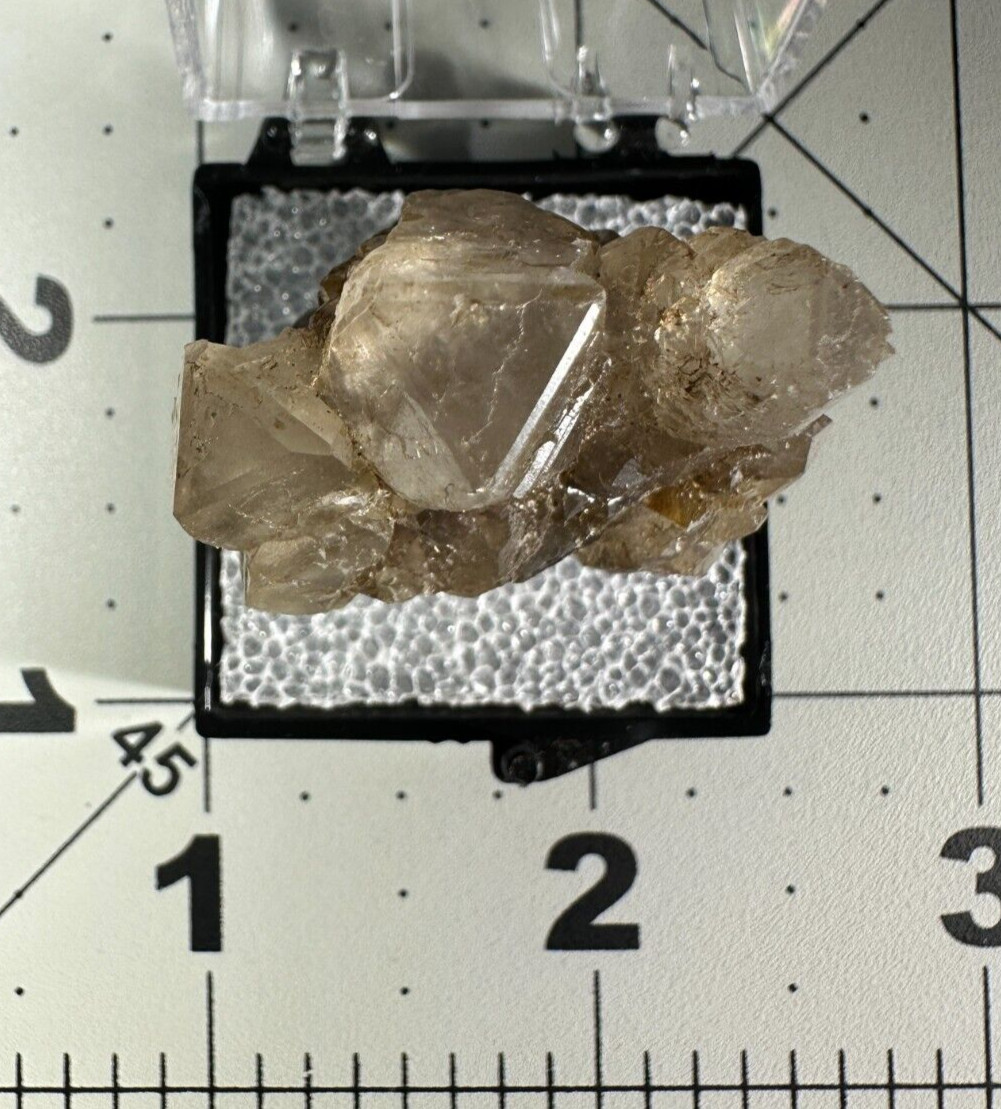 ➤ 1-1/4 CLEAR 3 “TRIANGLE” CALCITES Pleasant Ridge Rensselaer Indiana VIDEO➤536